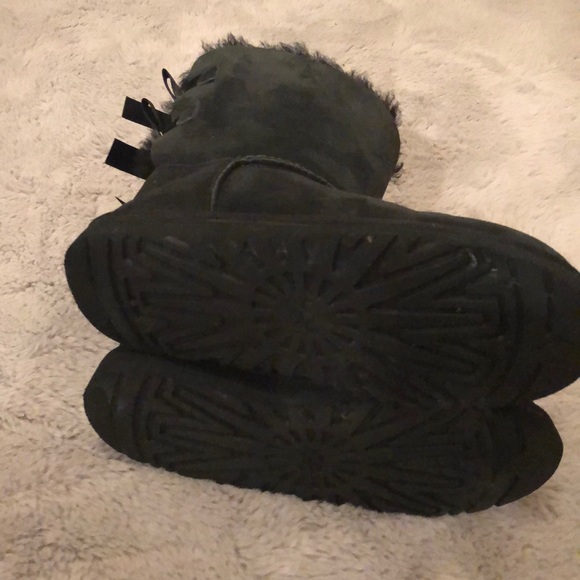 UGG Bailey - Picture 6 of 7